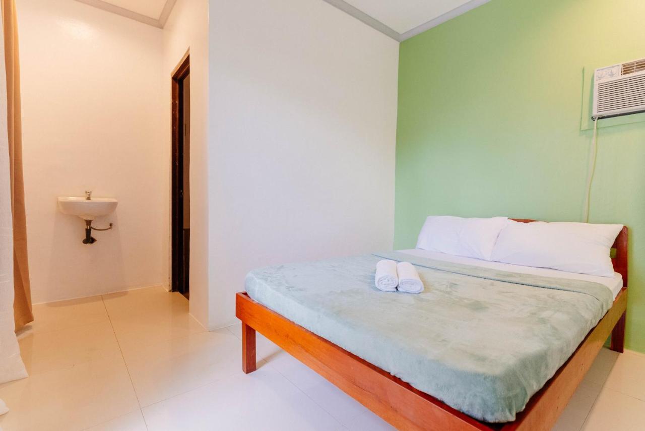 Kawayan Hostel Хенерал Луна Екстериор снимка